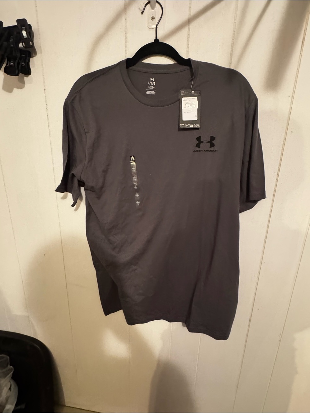 Under Armour Men’s Short-Sleeve Crew T-Shirt — Charcoal/Black